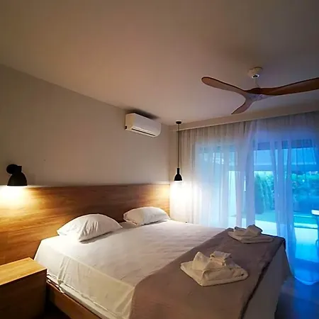 Hotel Plagia Relax Nea Triglia